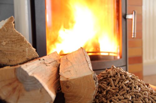 Le chauffage au bois : comment préserver la qualité de son air intérieur ?